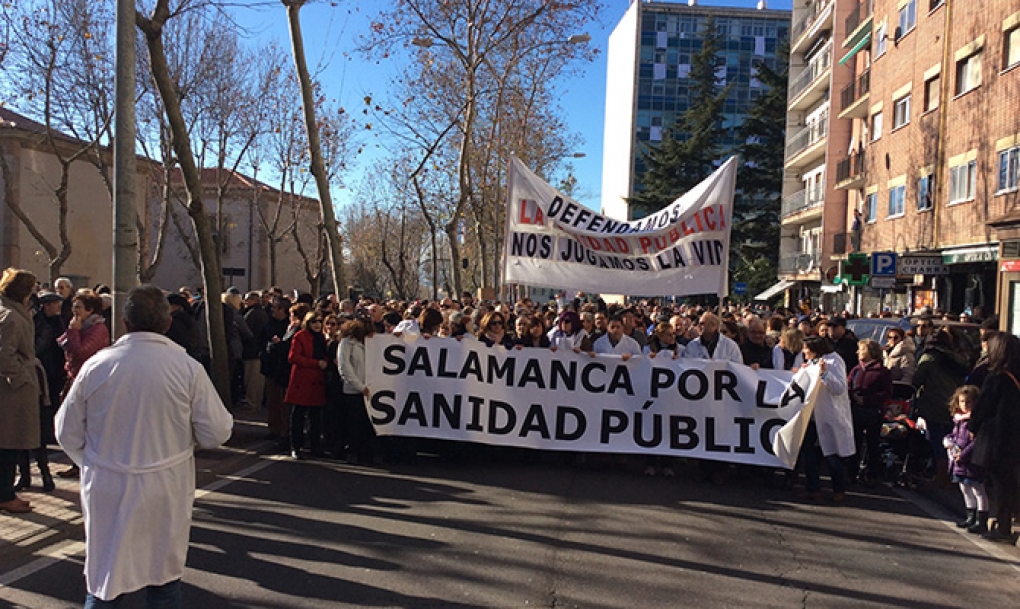 Más adhesiones a la marea blanca en defensa del hospital de Salamanca