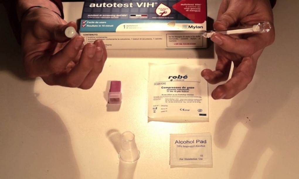 Ya está en las farmacias la prueba para el autodiagnóstico del VIH sin receta