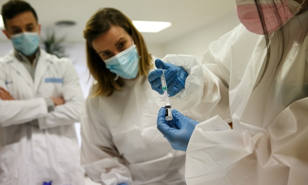 Castilla y León mantiene casi 400 casos diarios de covid-19 hasta un total de 222.600 durante la pandemia