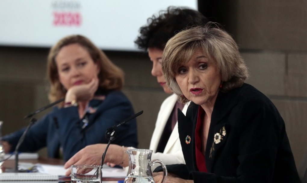 El Gobierno aprueba la estrategia contra la pobreza y el reglamento para la adopción internacional