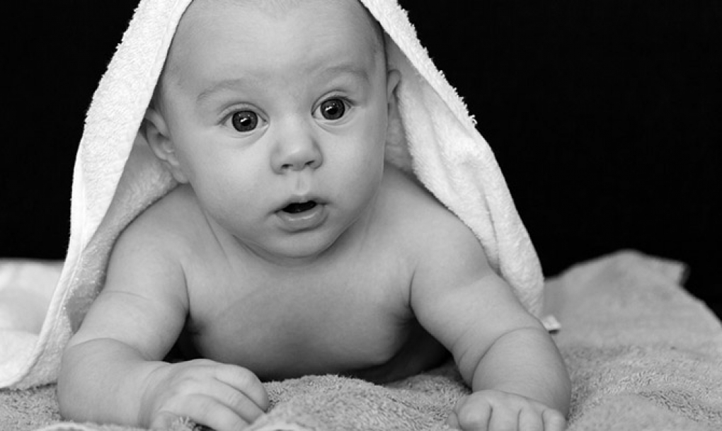 Los pediatras publican un decálogo de buenas prácticas de crianza para el desarrollo de los niños