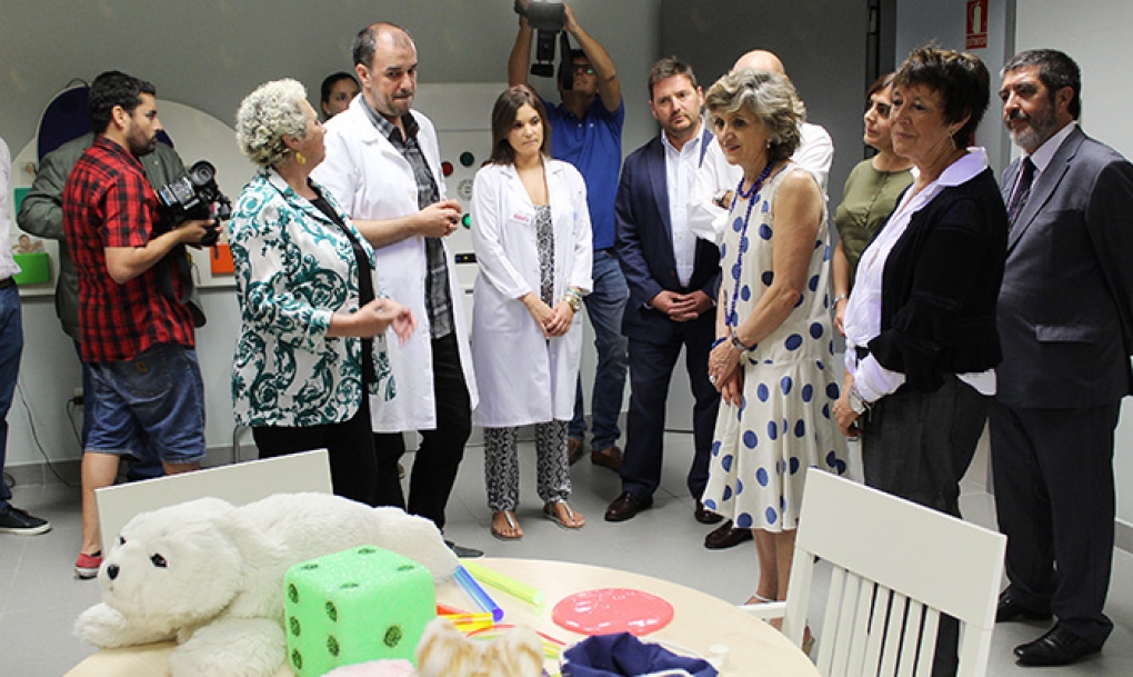 La ministra de Sanidad afirma que la falta de presupuestos «impide contribuir con mayor fortaleza» a eliminar el ‘limbo de la dependencia’