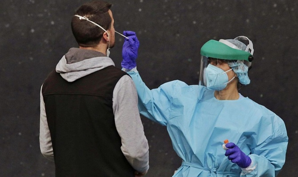 Castilla y León roza de nuevo los 200 contagios y registra seis fallecidos por covid-19 en hospitales