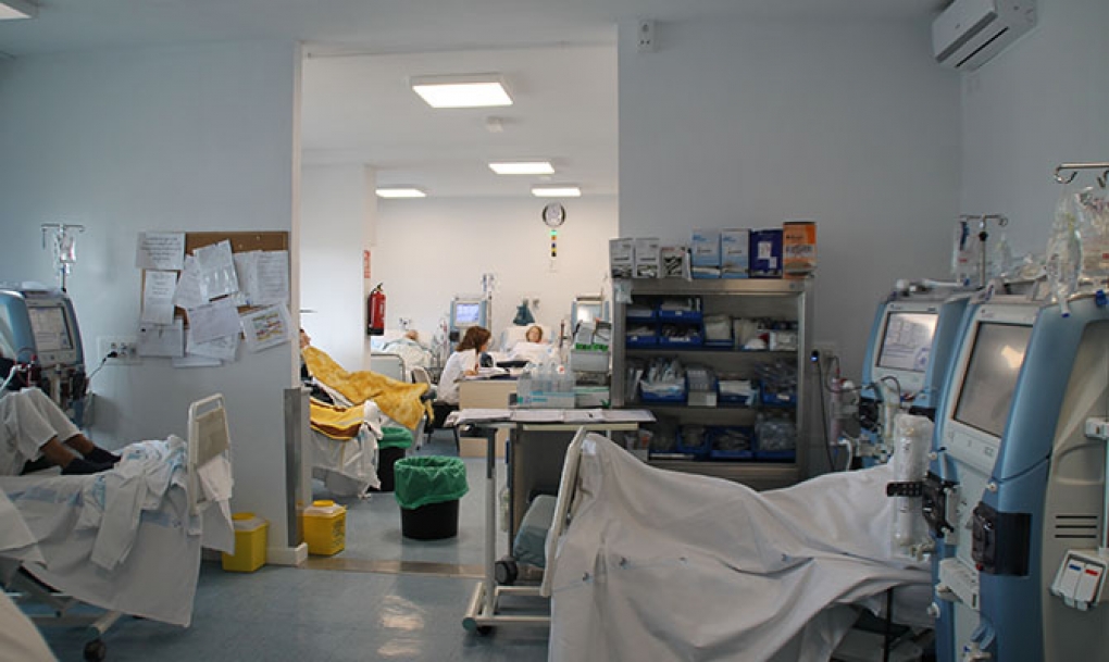 Más de cinco millones de euros para contratar el servicio de hemodiálisis extrahospitalaria para los pacientes del Complejo Asistencial de Salamanca