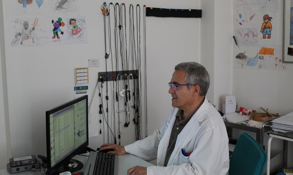 La presión social e institucional logra una solución provisional para el servicio de Foniatría del Hospital de Salamanca