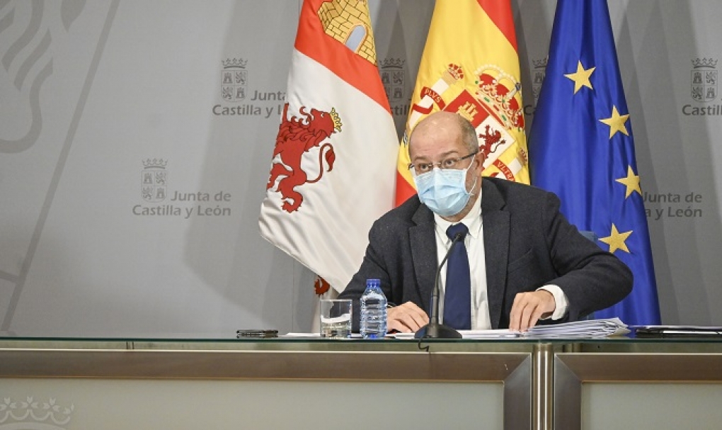 El descenso de la incidencia de covid-19 en Castilla y León se ralentiza, con 284 casos nuevos y 19 fallecidos