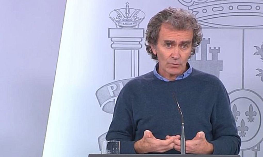 Simón afirma que la transmisión actual del SARS-CoV-2 es inferior a un contagio por cada caso positivo en todas las CCAA