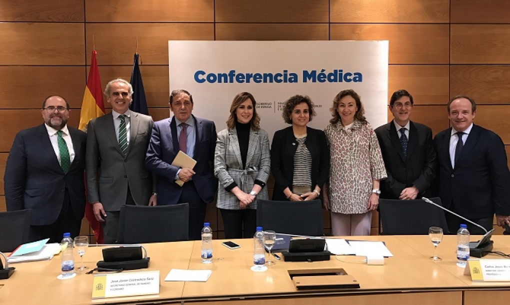 El Ministerio de Sanidad adquiere el compromiso de dar voz a la profesión médica en el Consejo Interterritorial