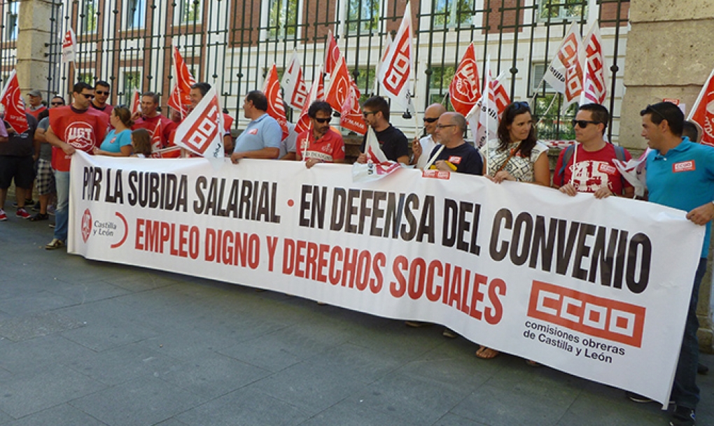Cerca de 3.000 trabajadores del transporte sanitario piden una mejora de sus condiciones salariales
