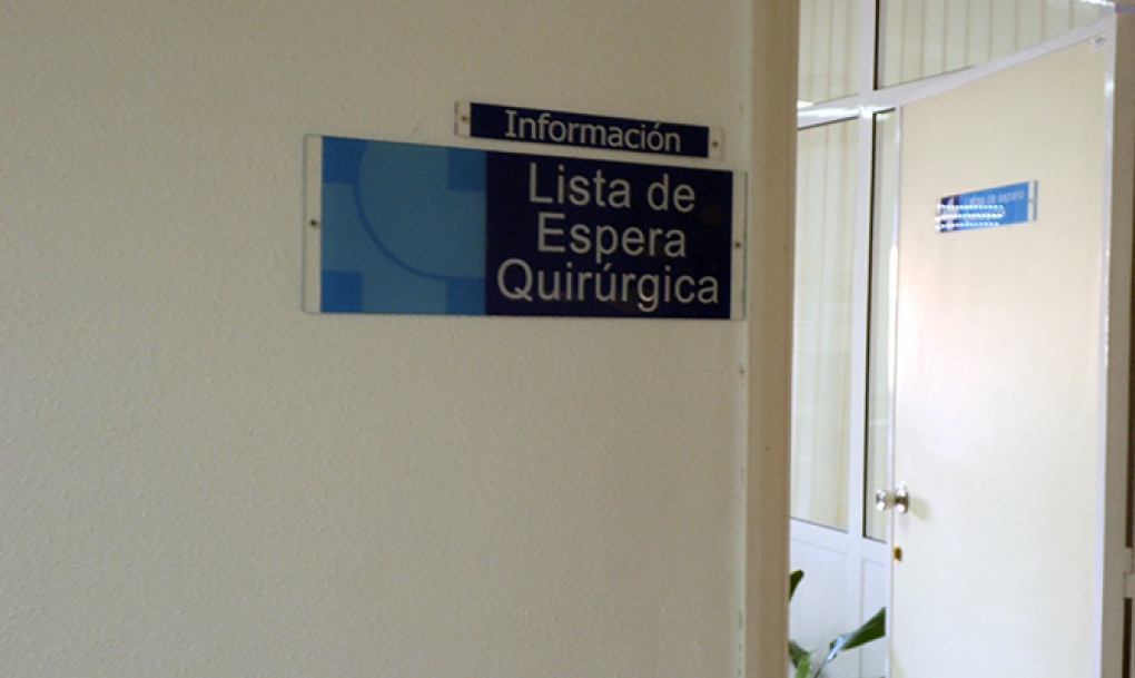 El gerente regional de Salud, convencido de que puede reducirse la lista de espera «sin aumentar necesariamente el gasto»