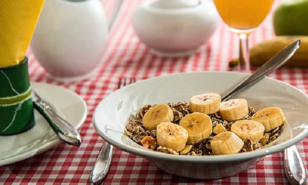 Tomar dos raciones diarias de cereales integrales se asocia con una menor mortalidad