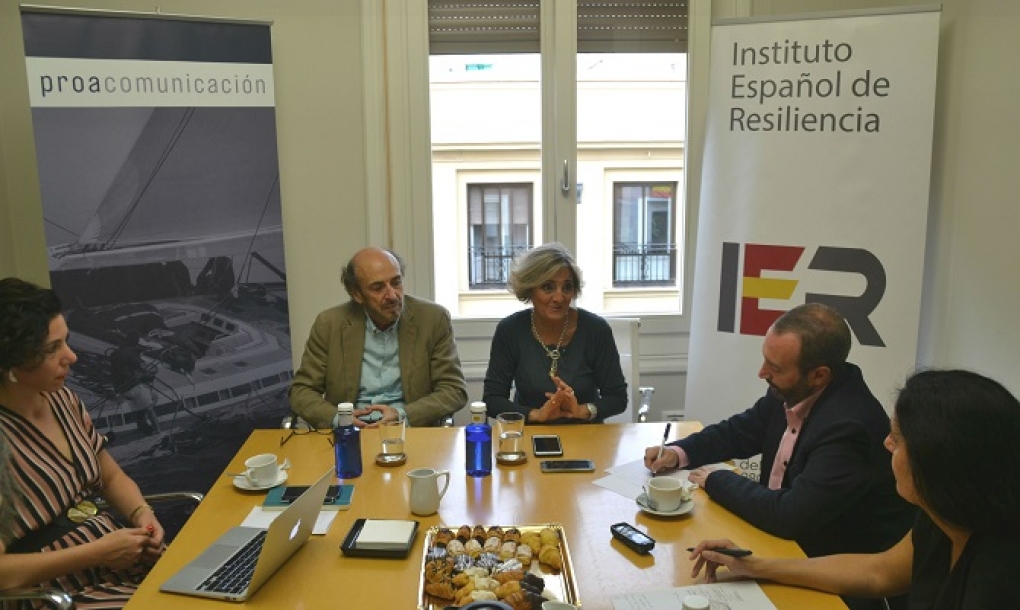 Expertos abogan por la educación y la familia para el «aprendizaje» de la resiliencia