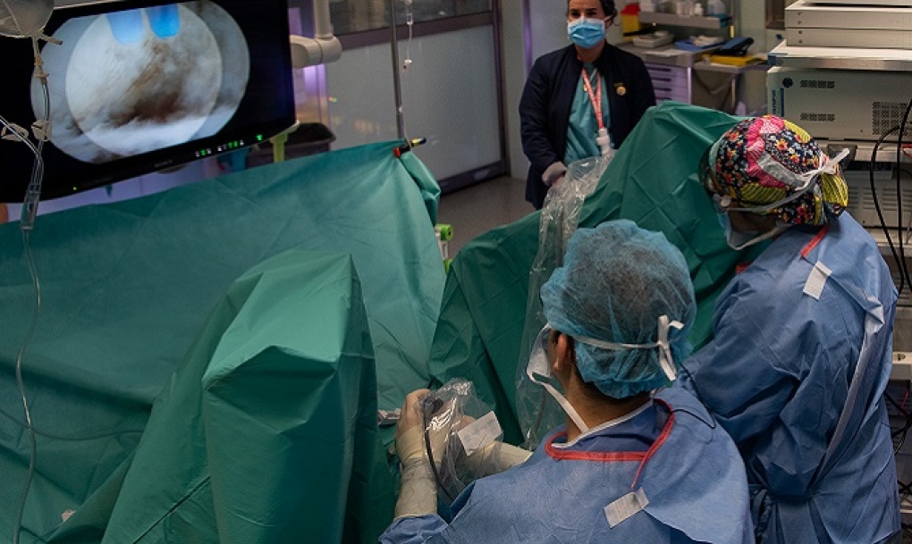 El Clínic empieza a realizar cirugías endoscópicas 3D de próstata por primera vez en el mundo
