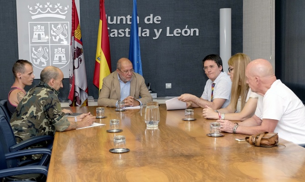 Castilla y Léon se compromete a tramitar en esta legislatura la Ley LGTB+