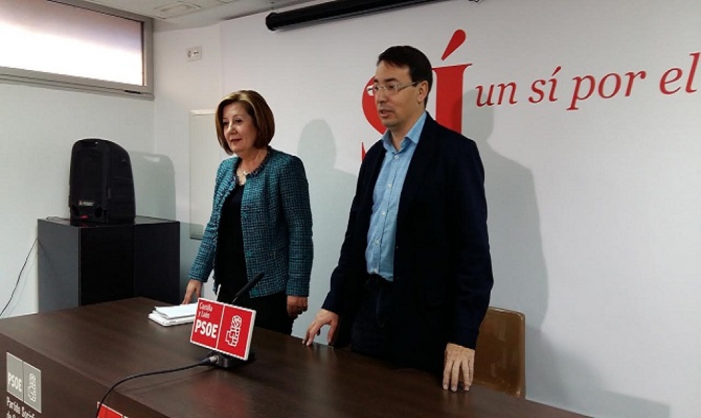 El PSOE propone un pacto por la investigación y rechaza el cambio en los contratos predoctorales