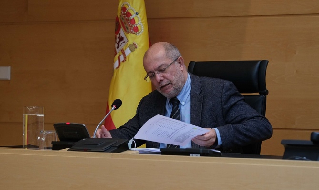 Castilla y León traslada al Gobierno las ventajas de ordenar la transición por zonas de salud y asegura que es inviable la exigencia de camas hospitalarias para la fase I