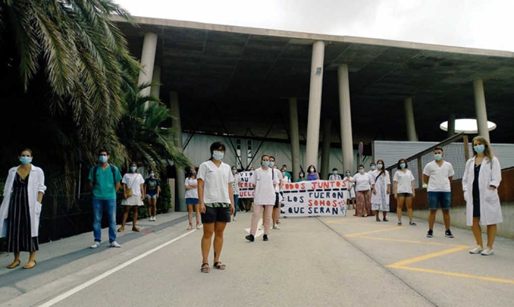 #NosLargamos, una campaña de los estudiantes de Medicina contra la precariedad de los MIR