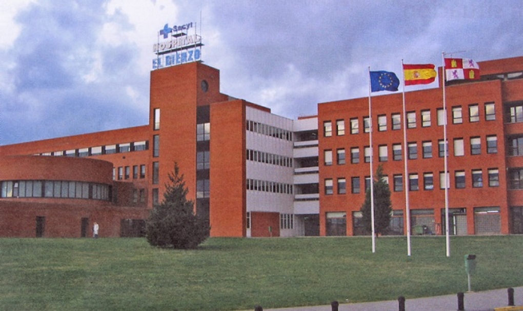 La enfermería española, de luto por el fallecimiento por COVID-19 de una compañera en León