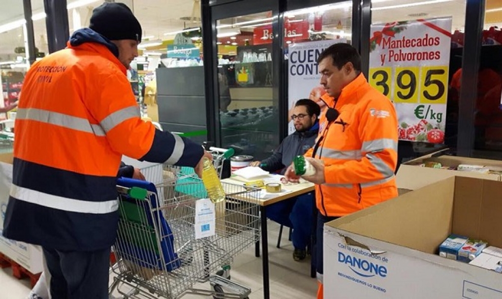 Recogida de alimentos para los más necesitados en las nueve subdelegaciones del Gobierno en Castilla y León