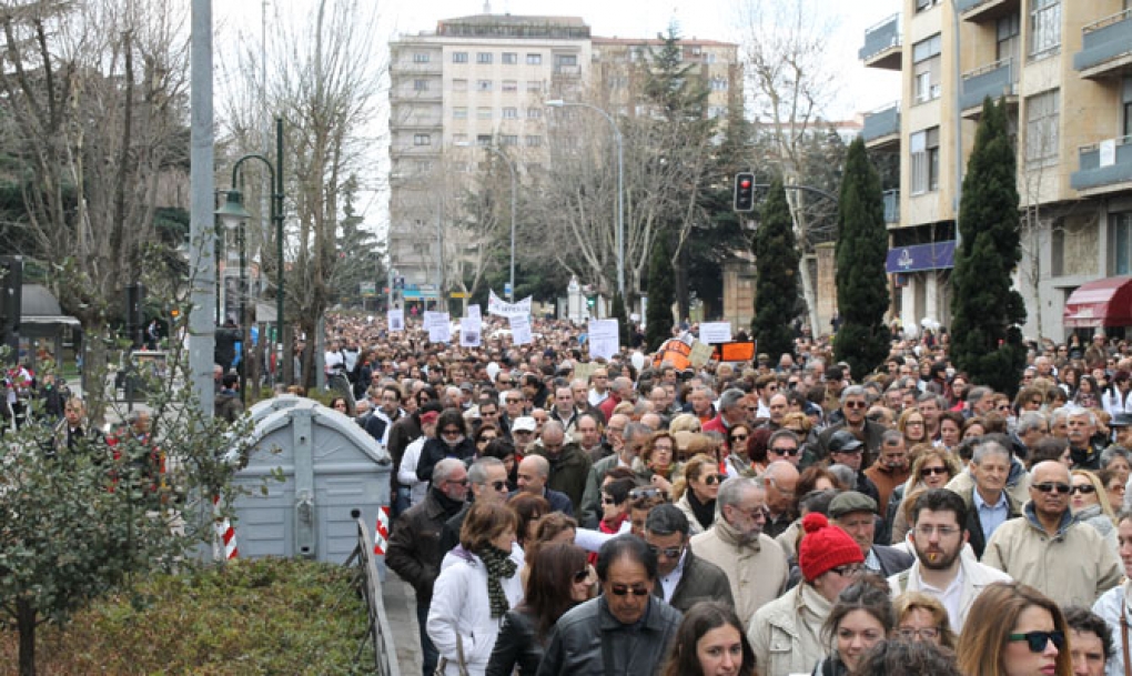 La ‘marea blanca’ del 17 de mayo llevará sus reivindicaciones hasta la Plaza Mayor