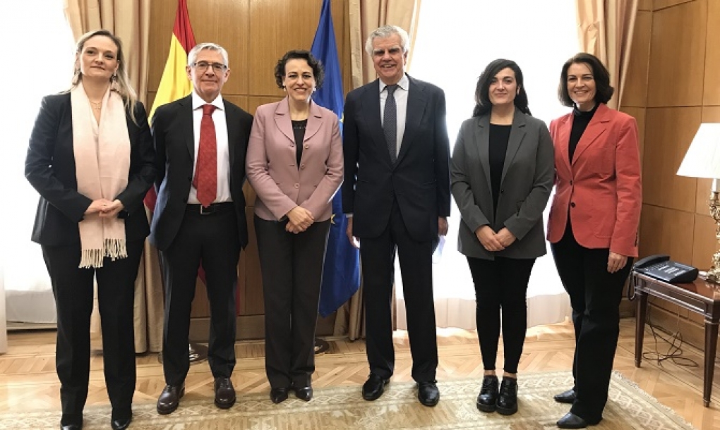 La AECC traslada al Ministerio de Trabajo medidas necesarias para proteger a las familias con cáncer