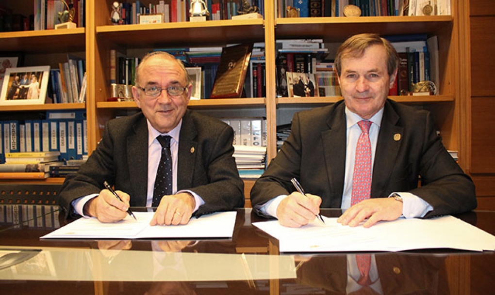 Los colegios m&eacute;dicos y la Sociedad de Cirug&iacute;a Pedi&aacute;trica firman un convenio para la validaci&oacute;n profesional