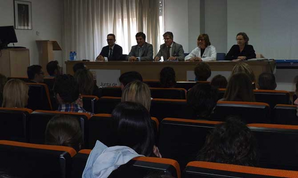 Rafael López: «El hospital de Salamanca es excelente para la formación sanitaria especializada»