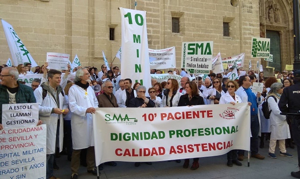 Masivo seguimiento de la huelga de Primaria en Andalucía y segunda jornada de movilizaciones en Cataluña
