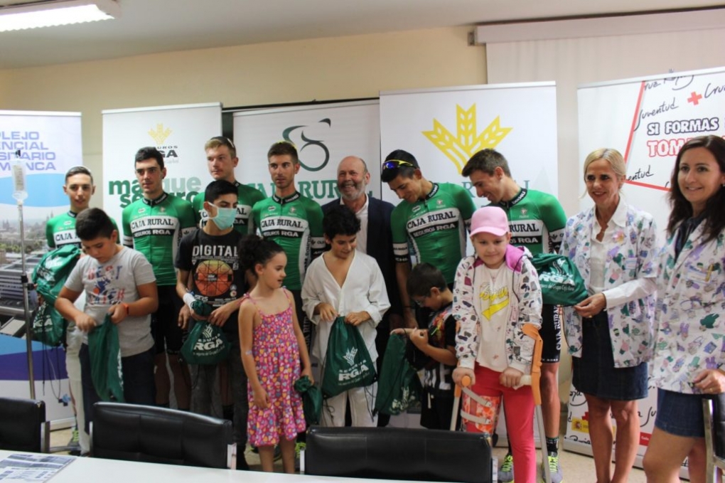 La Vuelta Ciclista a España lleva su solidaridad a los niños que están hospitalizados