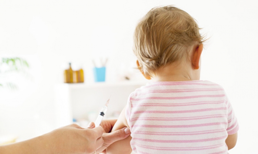 Una de cada diez familias españolas tiene que renunciar a alguna vacuna por su precio