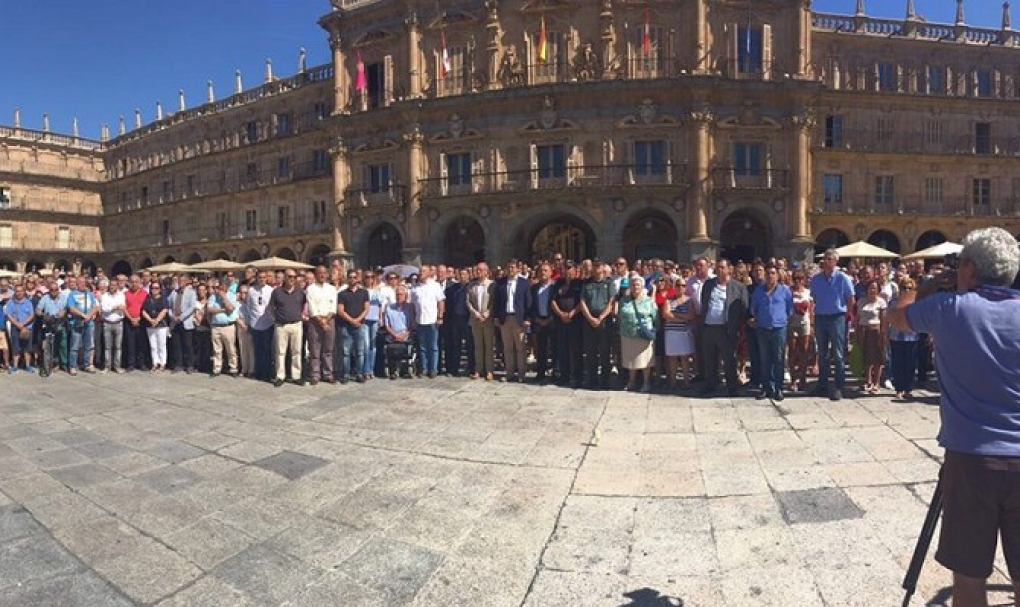 Condena «rotunda y unánime» de los profesionales sanitarios ante los atentados terroristas de Barcelona y Cambrils