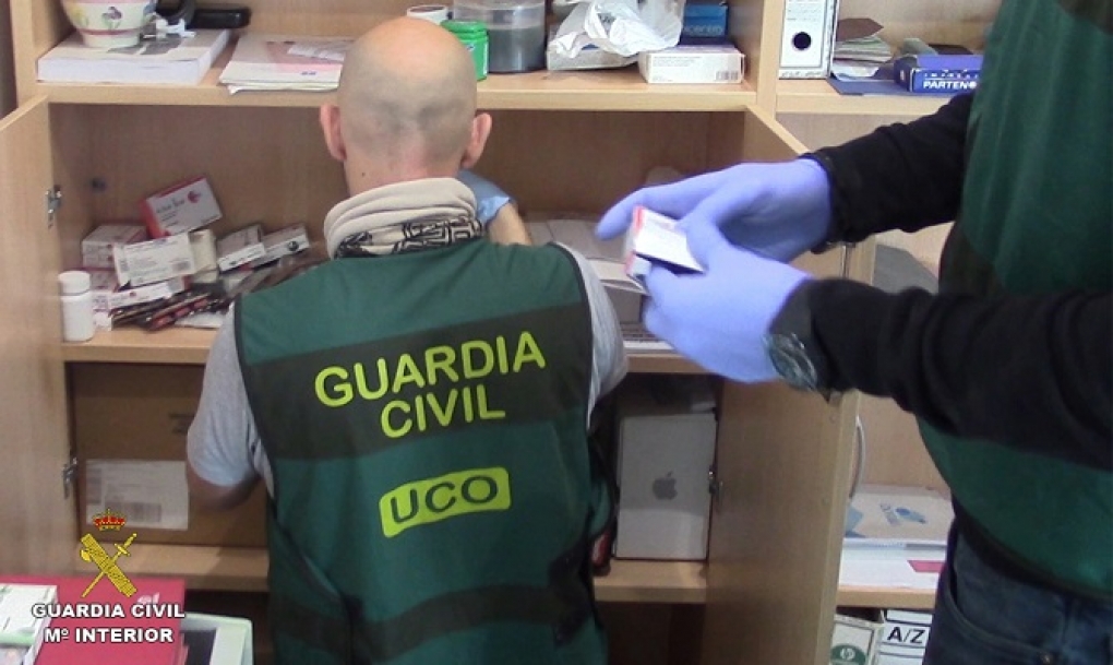 Desarticulada una banda internacional dedicada a la fabricación y exportación de medicamentos ilegales desde España
