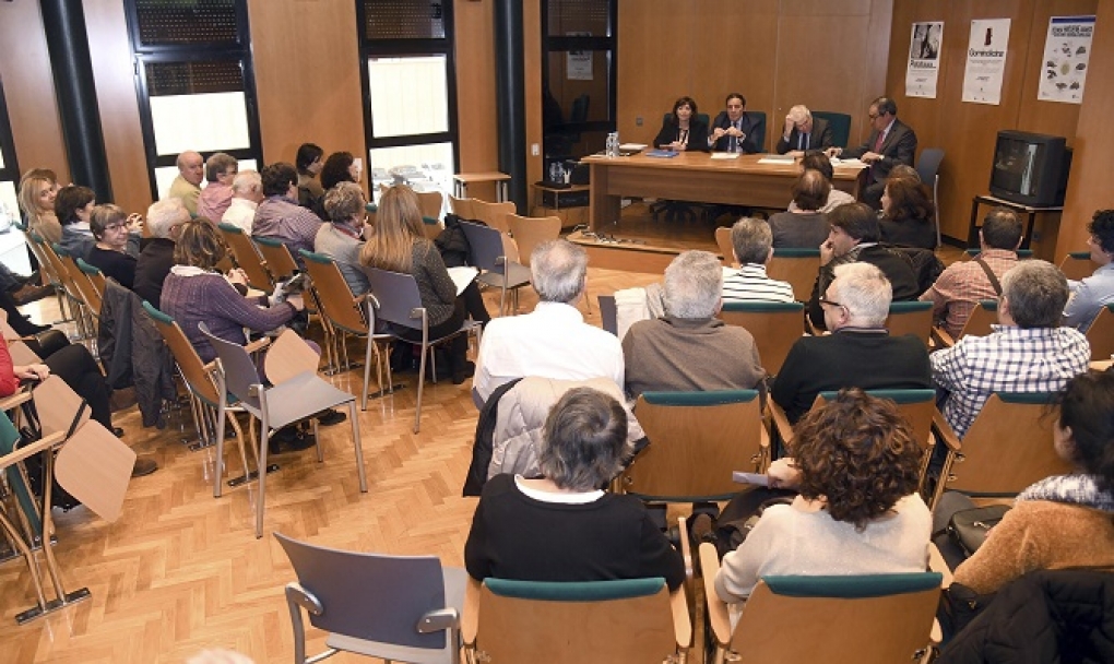 Sáez Aguado acerca posturas con los médicos de Primaria en Burgos tras el relevo en la Gerencia